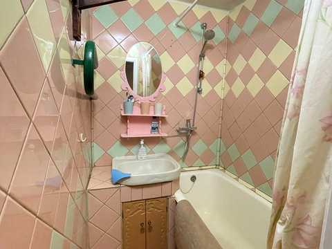 комната по адресу Голосеевский просп. (40-летия Октября), 21