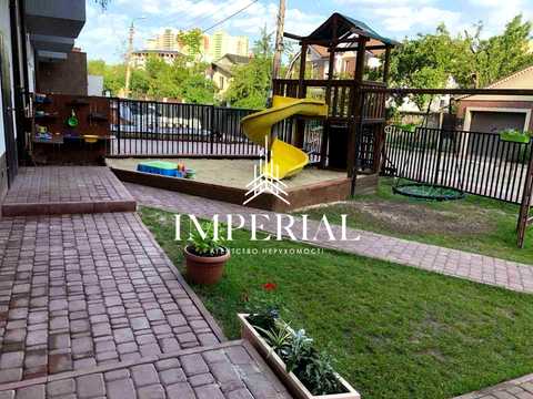 коммерческая по адресу Професора Караваєва ул., 1 