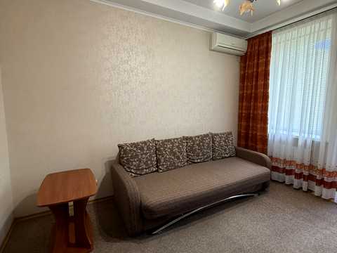 квартира за адресою Шовкуненка вул., 4