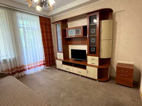 квартира за адресою Шовкуненка вул., 4