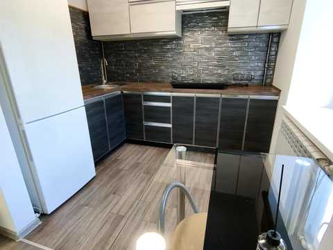 квартира за адресою Тополева вул., 3