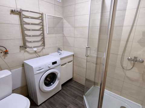 квартира за адресою Тополева вул., 3