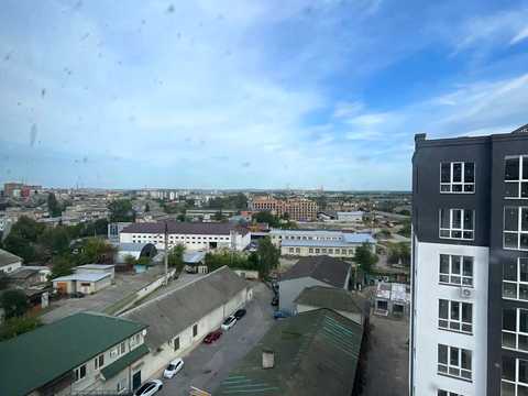 квартира за адресою Чорновола вул., (Будинок 1)