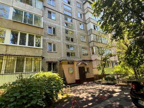 квартира за адресою Солом'янська вул., 10