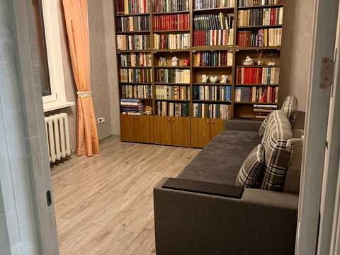 квартира за адресою Милославська вул., 8