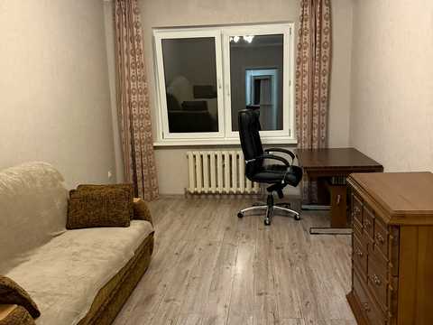 квартира за адресою Милославська вул., 8