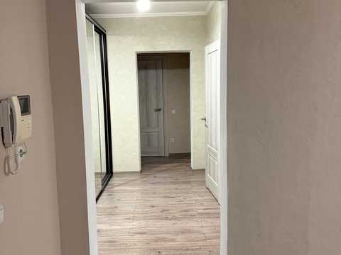квартира за адресою Милославська вул., 8