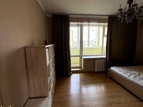 квартира за адресою Тополина вул., 28