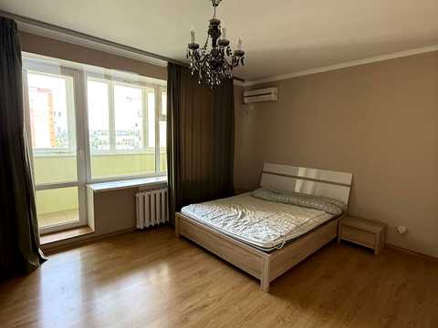 квартира за адресою Тополина вул., 28