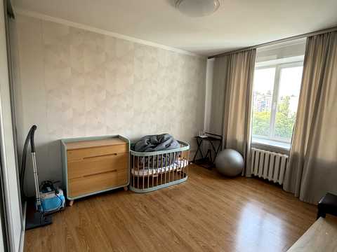 квартира за адресою Тополина вул., 28