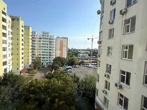 квартира за адресою Тополина вул., 28