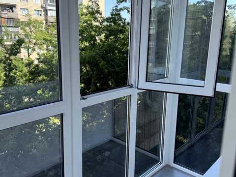 квартира за адресою Київ, Русанівська набережна вул., 8/1