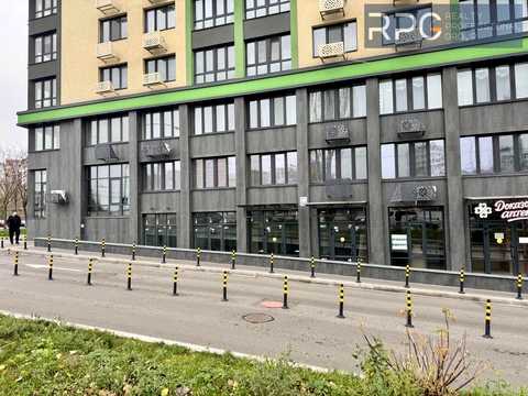комерційна за адресою Михайла Максимовича вул. (Онуфрія Трутенка), 32-Б