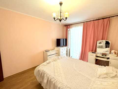 квартира по адресу Урловская ул., 4