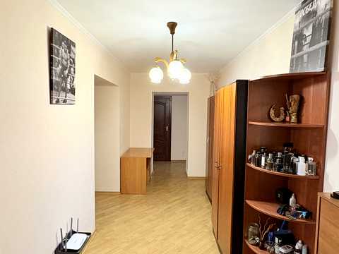 квартира по адресу Урловская ул., 4