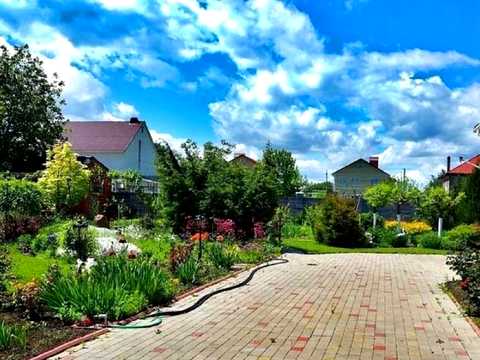 дом по адресу Грушевського ул.