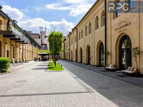 комерційна за адресою Князів Острозьких вул. (Московська), (Будинок)