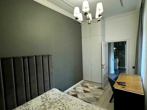 квартира за адресою Пантелеймона Куліша вул., 11