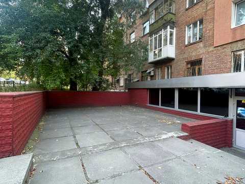 коммерческая по адресу Николая Михновского бульв. (Дружбы народов), 7