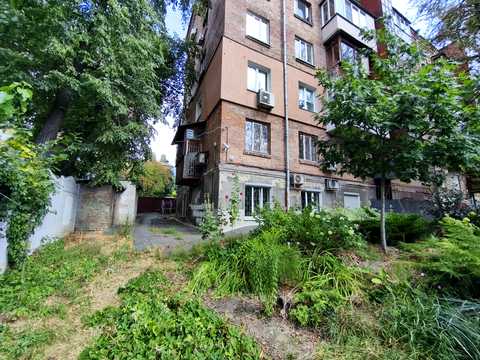 коммерческая по адресу Николая Михновского бульв. (Дружбы народов), 7