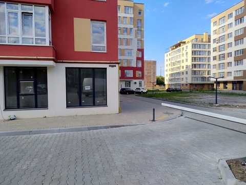 комерційна за адресою Володимира Великого вул., 5-Б