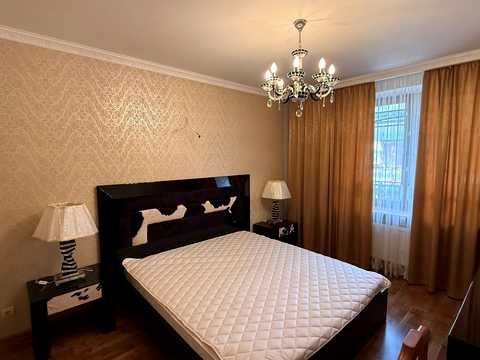 квартира за адресою Ринок вул., 5