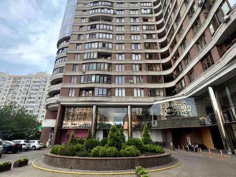комерційна за адресою Жилянська вул., 59
