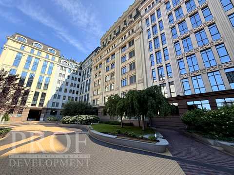 комерційна за адресою Воздвиженська вул., 33