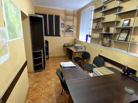 коммерческая по адресу Братів Лисиків ул., 4