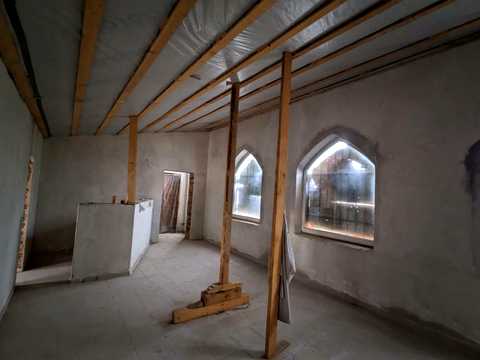 комерційна за адресою Центральна, 67