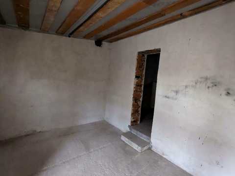 комерційна за адресою Центральна, 67