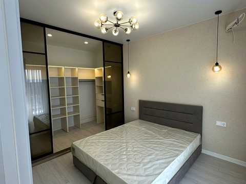 квартира за адресою Краснова вул., (67 перлина)
