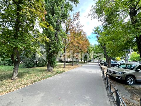 квартира за адресою Євгена Танцюри вул. (Генерала Петрова), 36