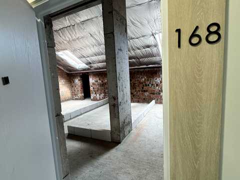 квартира по адресу Червоної Калини ул., 8