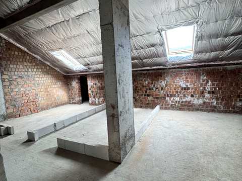квартира по адресу Червоної Калини ул., 8