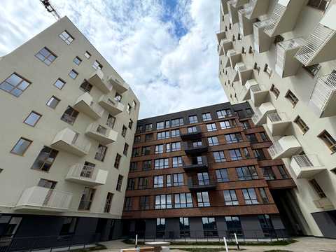 квартира за адресою Василя Щурата вул., (Будинок 1)