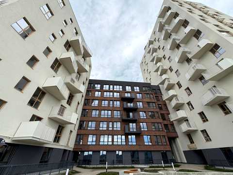 квартира за адресою Василя Щурата вул., (Будинок 1)