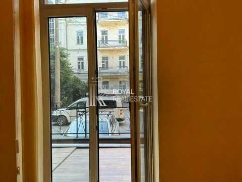 комерційна за адресою Велика Житомирська вул., 24-Б