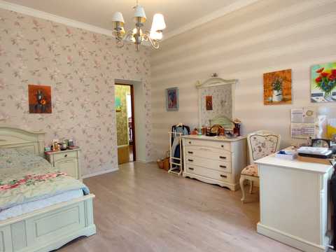 квартира за адресою Утьосова вул., 10