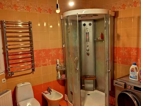 квартира за адресою Утьосова вул., 10