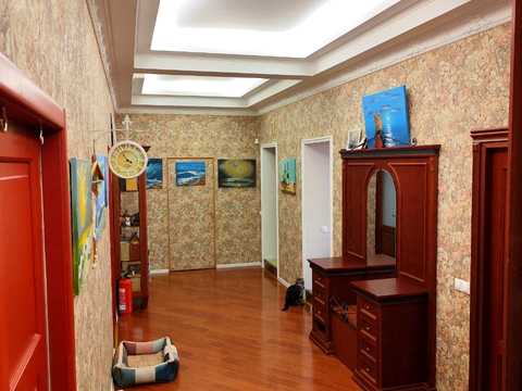 квартира за адресою Утьосова вул., 10