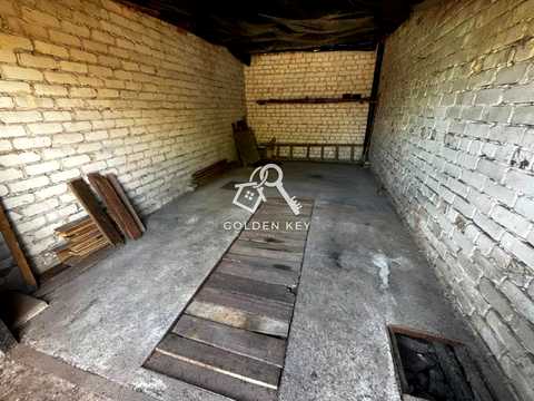 паркомісце за адресою Кривий Ріг, Івана Франка вул., 43