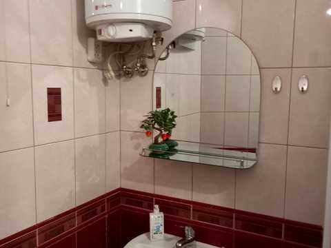 квартира за адресою Вишняківська вул., 13