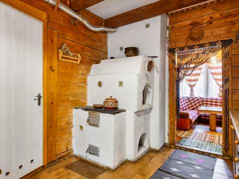 комерційна за адресою смт. Славсько (Славське), Тараса Шевченка вул., 257