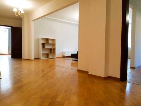 квартира за адресою Олександра Кониського вул., 28А-30А
