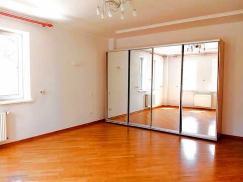 квартира за адресою Олександра Кониського вул., 28А-30А