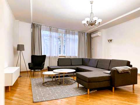 квартира за адресою Олександра Кониського вул., 28А-30А