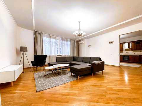 квартира за адресою Олександра Кониського вул., 28А-30А
