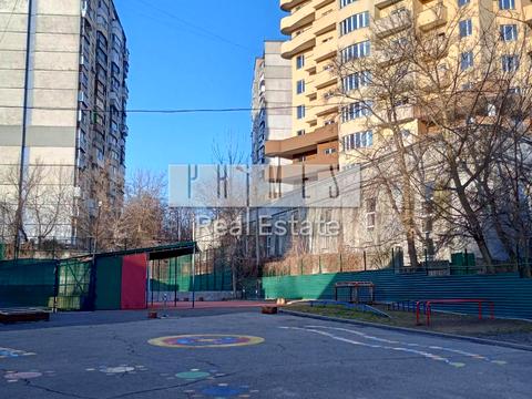 коммерческая по адресу Борщаговская ул., 204