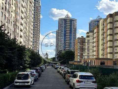 комерційна за адресою Соборна вул., 23